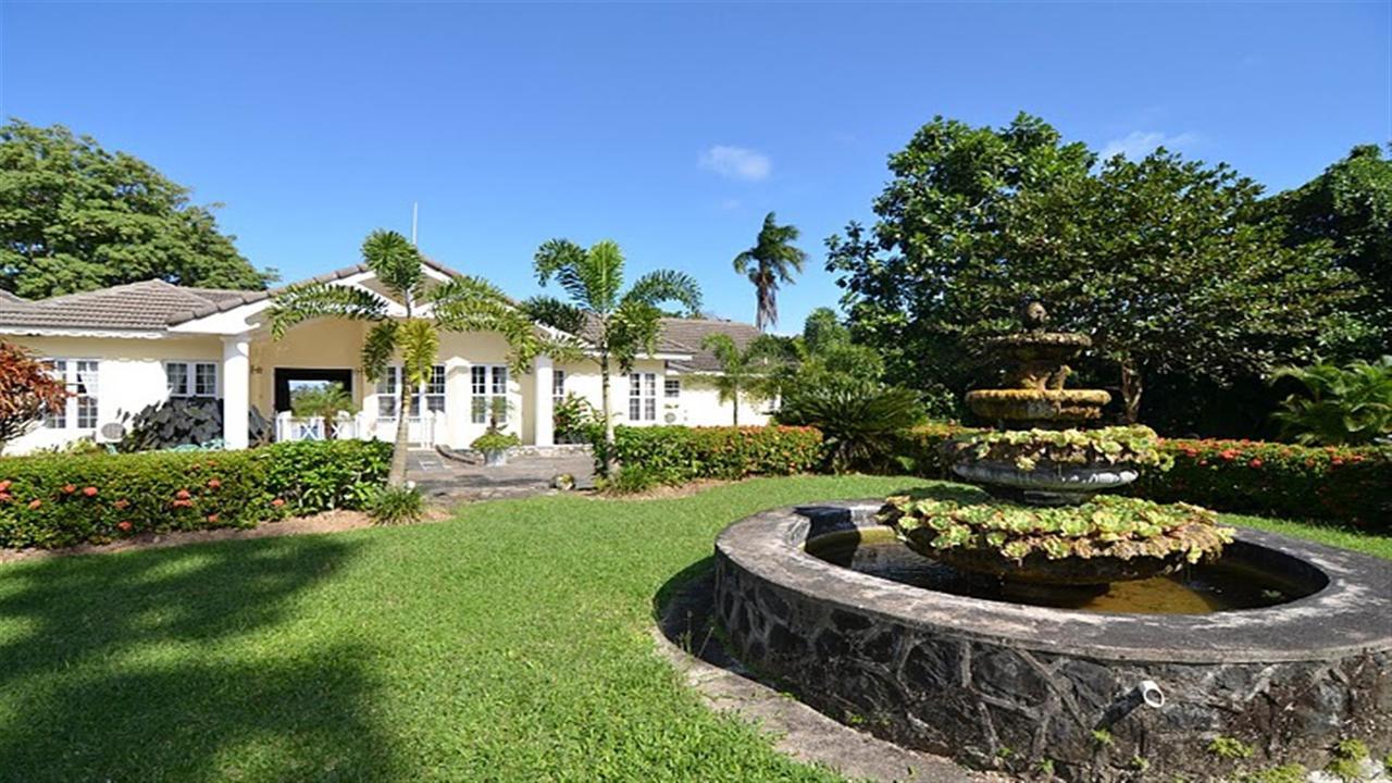 Spicy Hill Villa Порт-Антонио Экстерьер фото